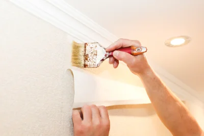 Pose de papier peint à Cuvilly — revêtements muraux et toiles de verre